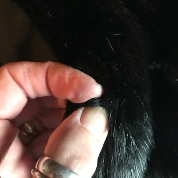 Cejon Turquoise and Black Faux Fur Vest - Picture 6 of 7